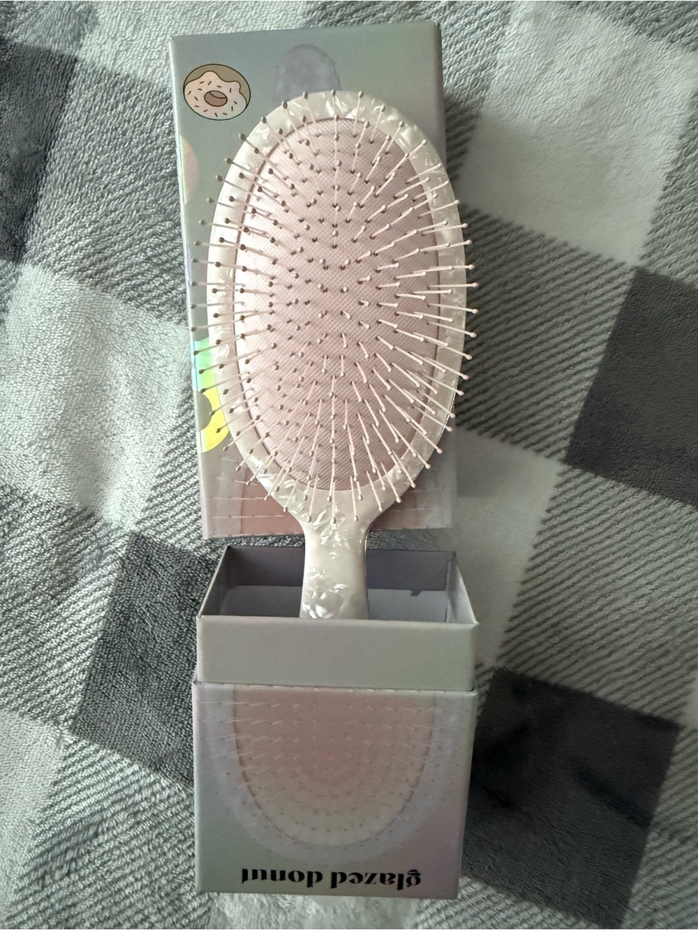 Glazed Donut Pink Paddle Brush - Soft Grip - Picture 3 of 3